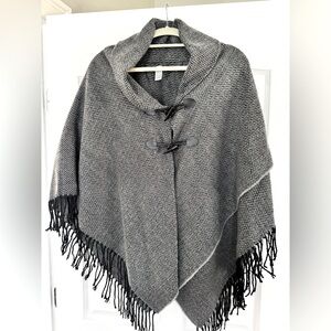 Shawl/cape